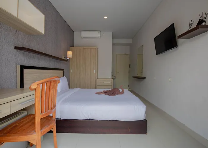 Double A House Affittacamere 3*